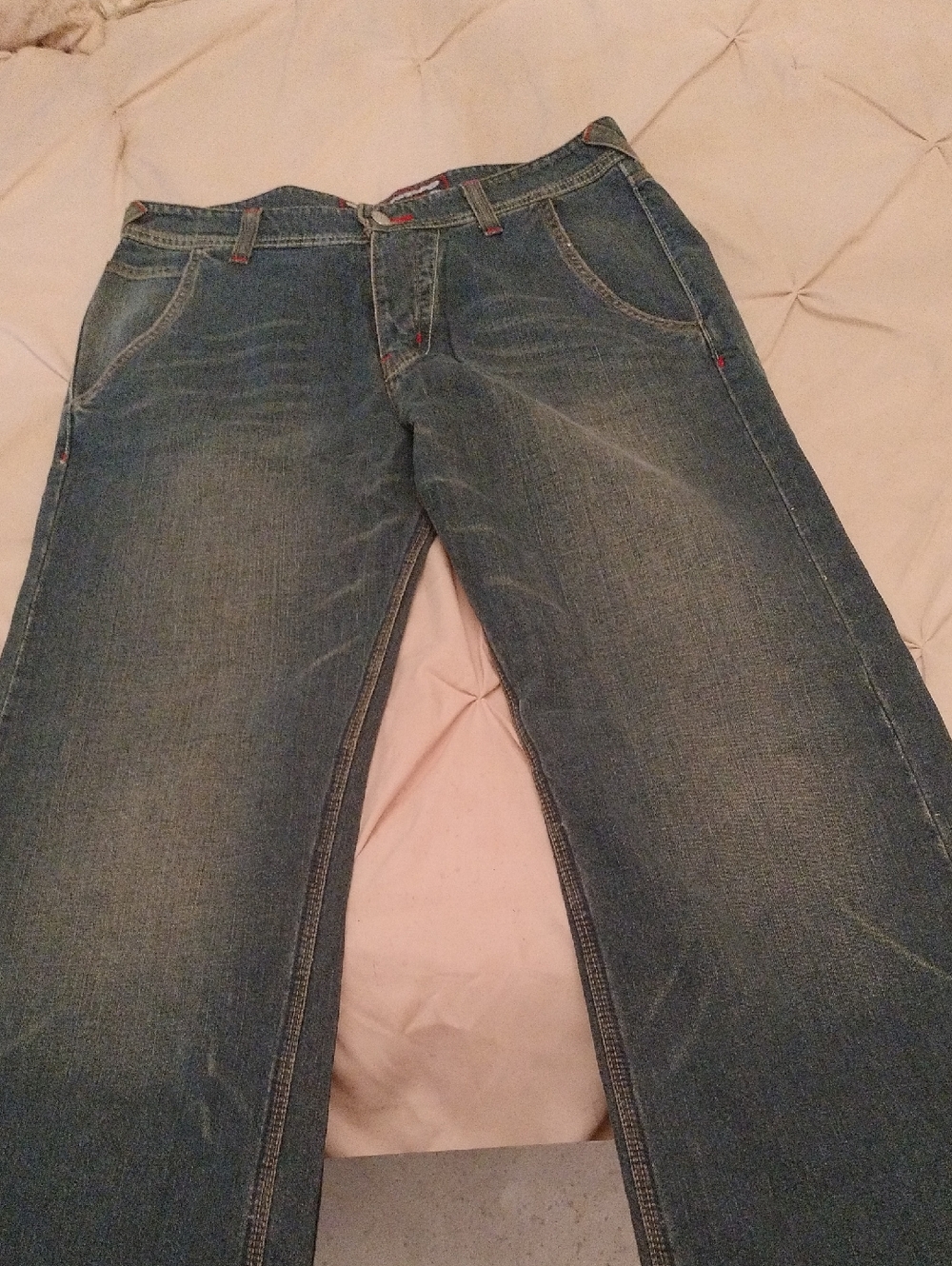 Guess Men's Straight Jeans in Faded Blue Denim